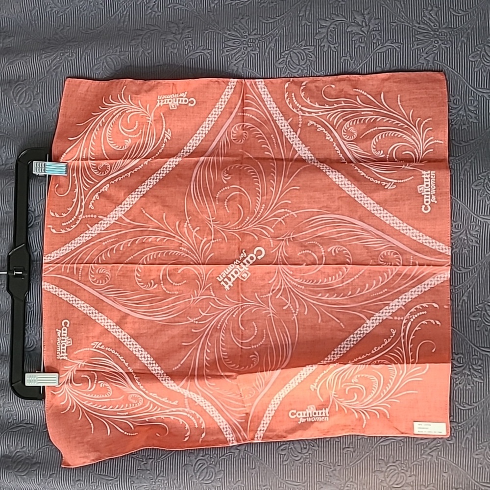 🌸Carhartt NWOT Women's Terra Cota 100% cotton Bandana